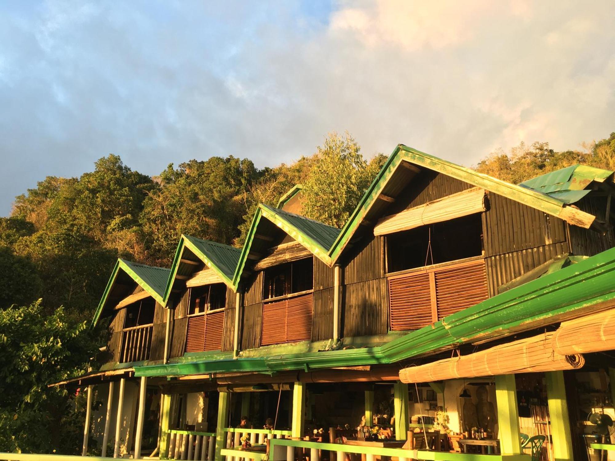 Liberty'S Lodge And Diving - Apo Island Dumaguete City Dış mekan fotoğraf
